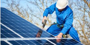 Installation Maintenance Panneaux Solaires Photovoltaïques à Colombier
